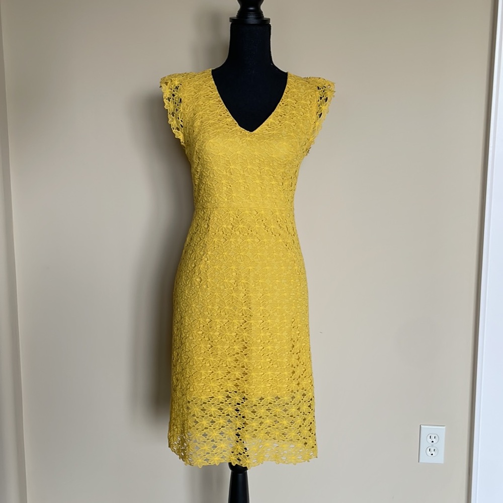 J.O.A. Yellow lacy dress - Picture 4 of 9